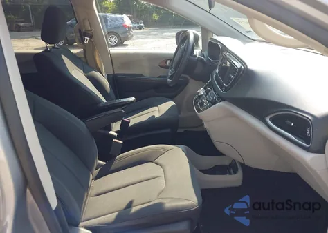 2019 Chrysler Pacifica Lx z USA, uszkodzony, nr VIN 2C4RC1CG4KR652819